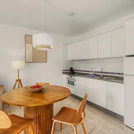 Callao 5 Apartment *